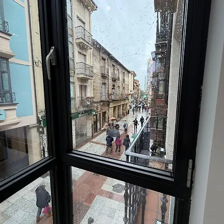 Turisticos De 34 Collado 3*